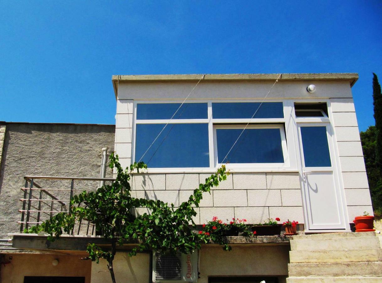 Apartmans And Rooms Dunjini Dvori كورتْشولا المظهر الخارجي الصورة