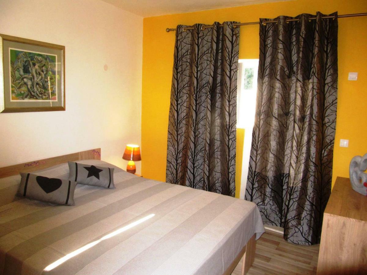 Apartmans And Rooms Dunjini Dvori كورتْشولا المظهر الخارجي الصورة